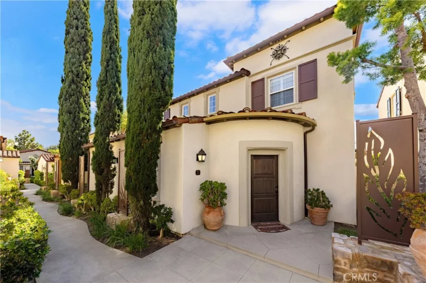 77 Canyoncrest photo 5