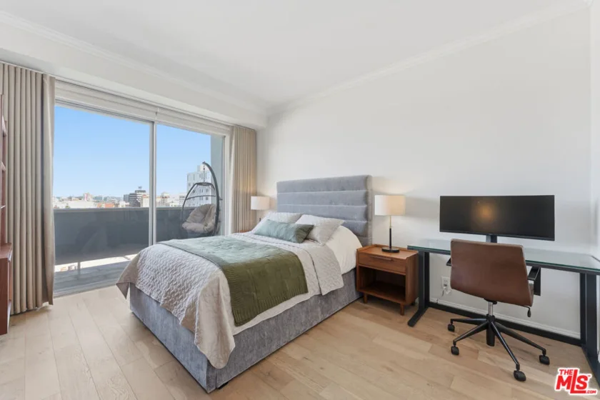 7250 Franklin Avenue #615 photo 4