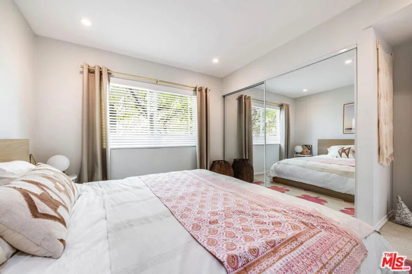 445 Washington Boulevard #10 photo 11