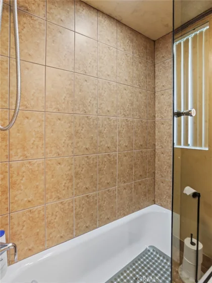301 N Belmont Street #105 photo 16