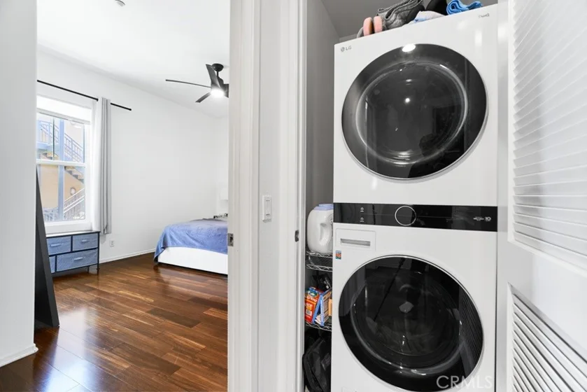 309 Metro Court photo 19