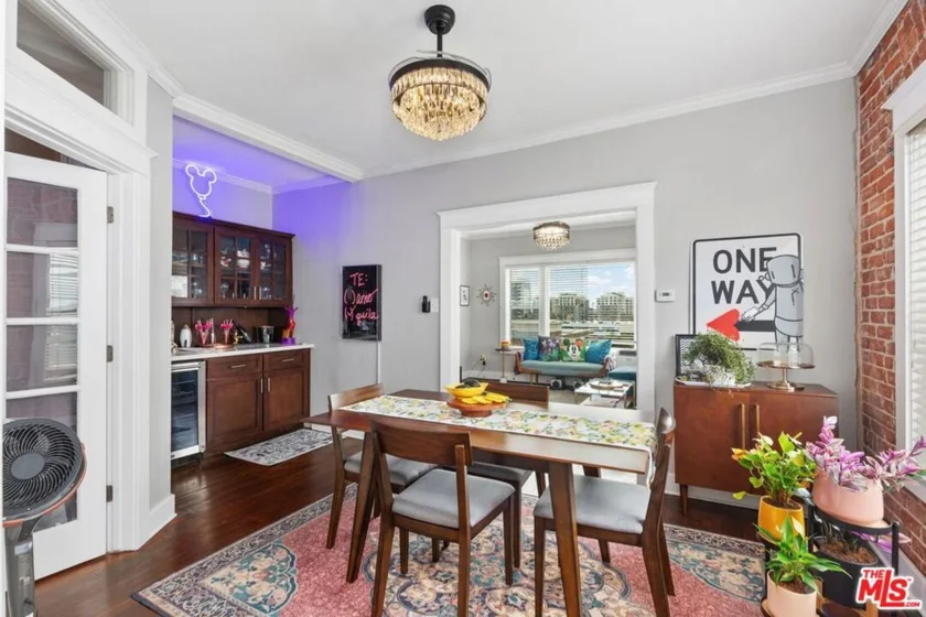 325 W 3rd Street #502 photo 11