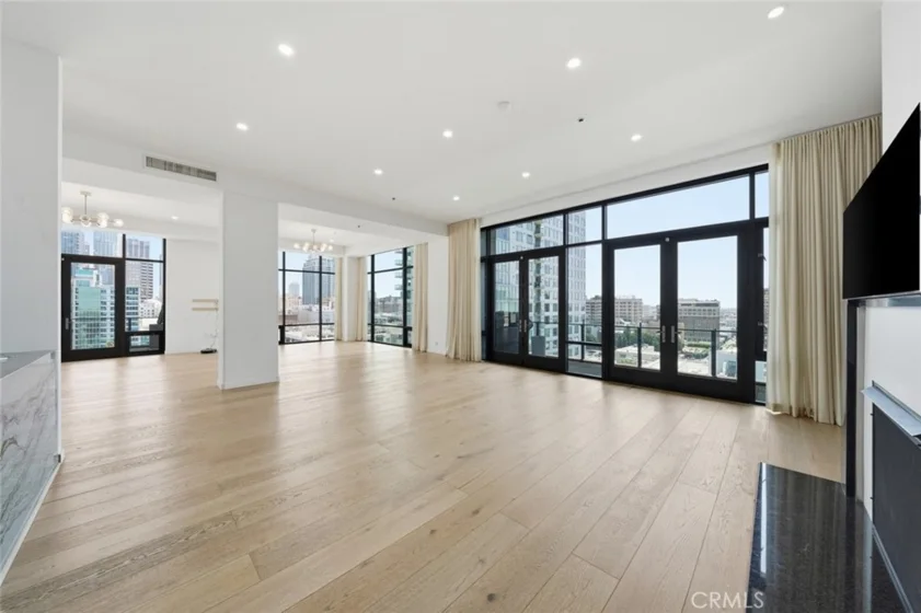 1111 S Grand Avenue #PH 5 photo 9