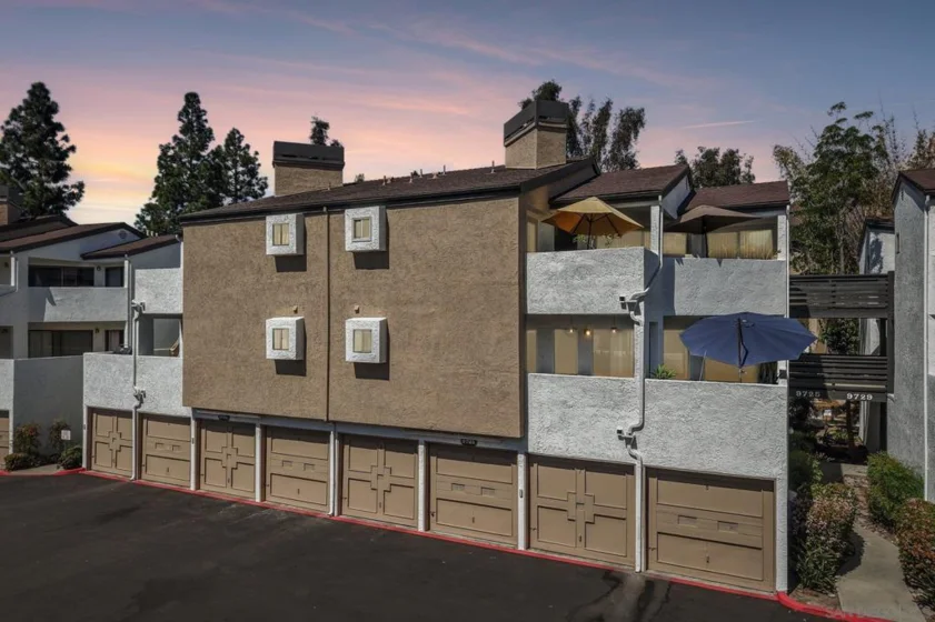 9725 Mesa Spring #177 photo 1