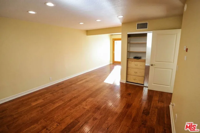 17097 Palisades Circle photo 5