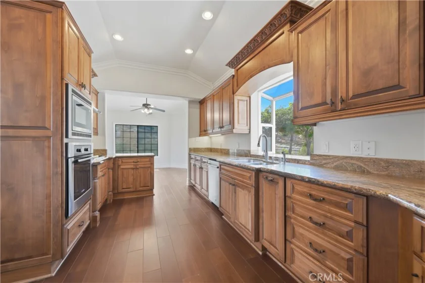 20655 Paseo Montana photo 29