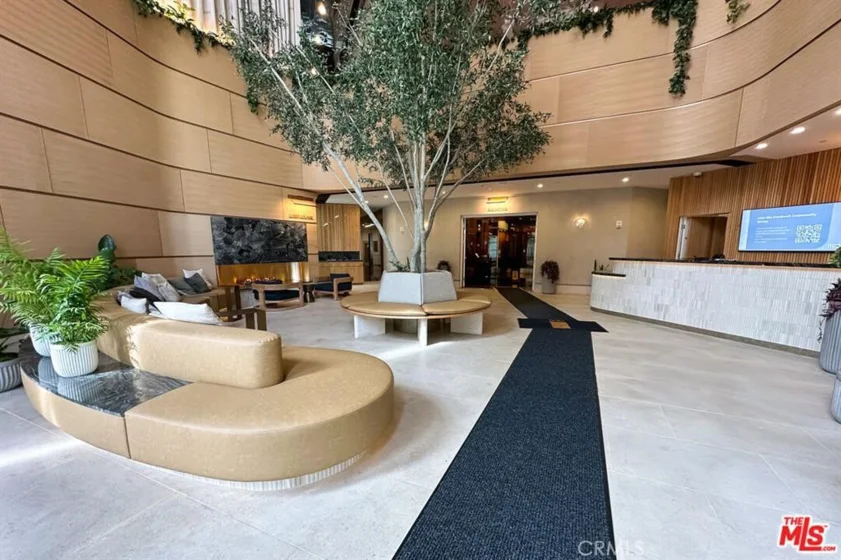 1100 Wilshire Boulevard #2608 photo 18