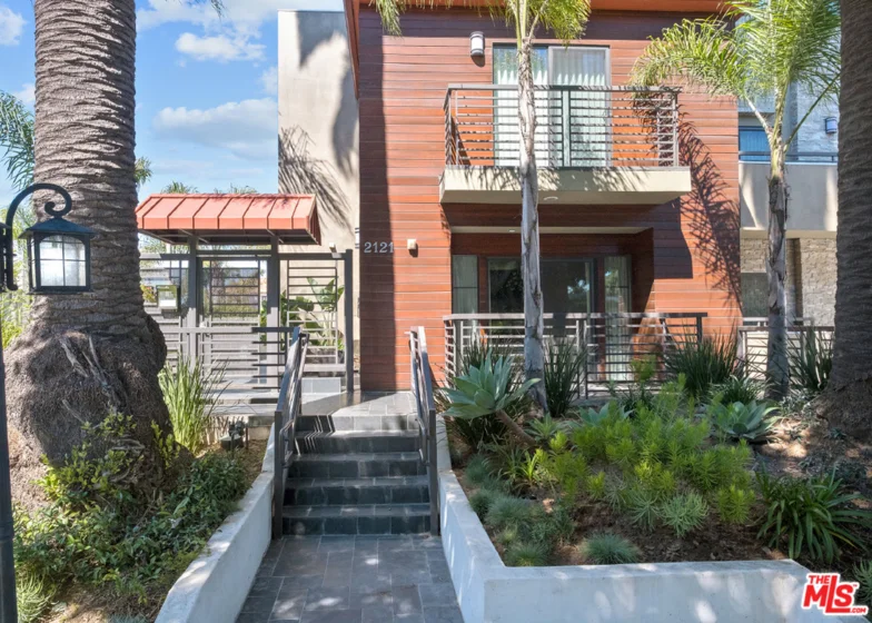 2121 Virginia Avenue #101 photo 1