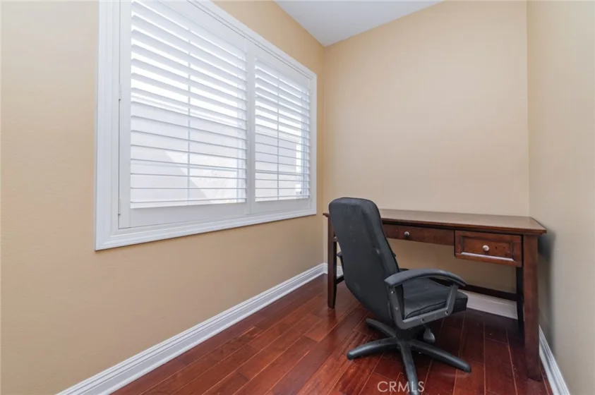 610 S Wilton Place #402 photo 34