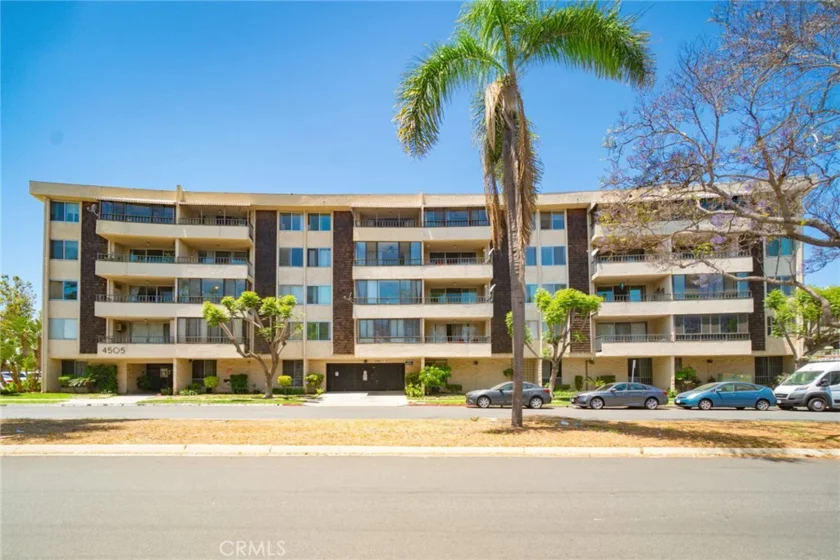 4505 California Avenue #506 photo 1