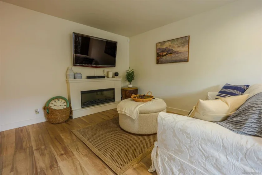 930 Peach Avenue #2 photo 4