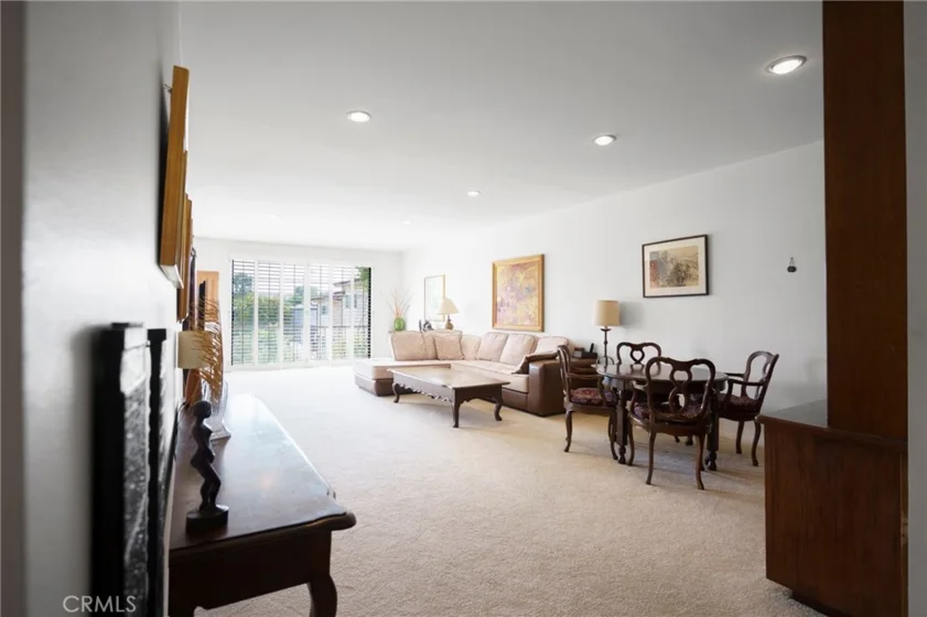 4454 Ventura Canyon #105 photo 32