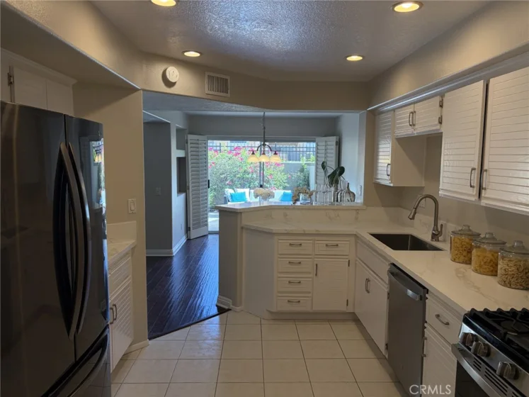 8012 E E Snowberry photo 8