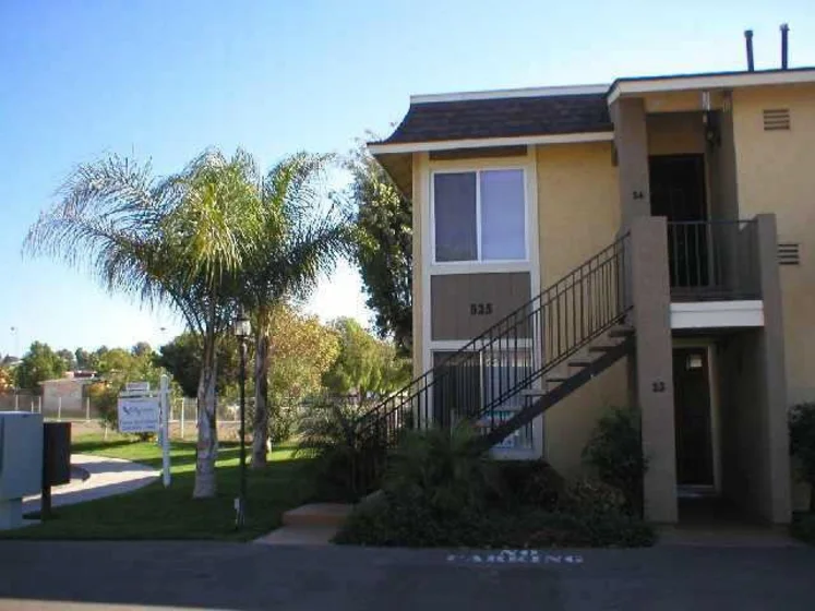 525 N Beech Street #24 photo 1
