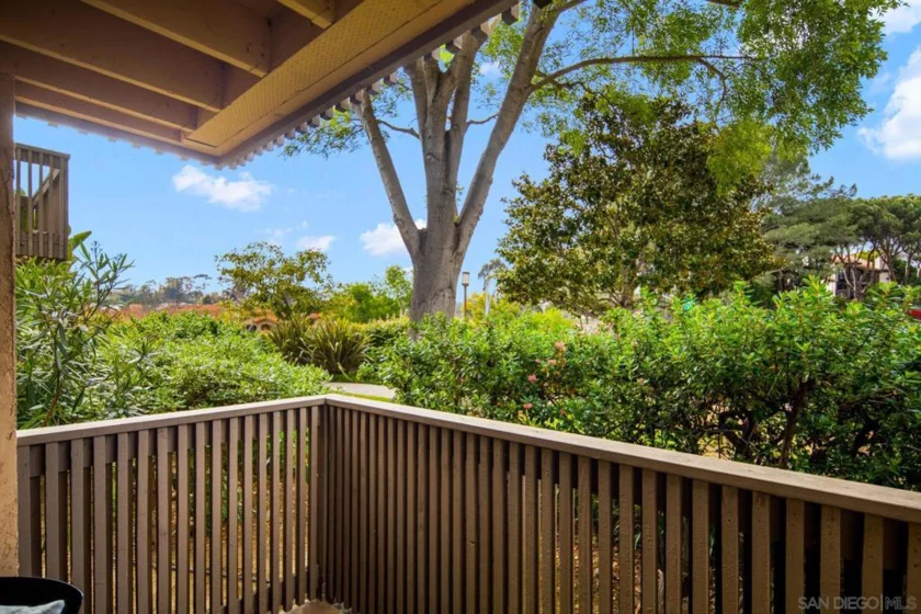 8581 Villa La Jolla Drive #N photo 15