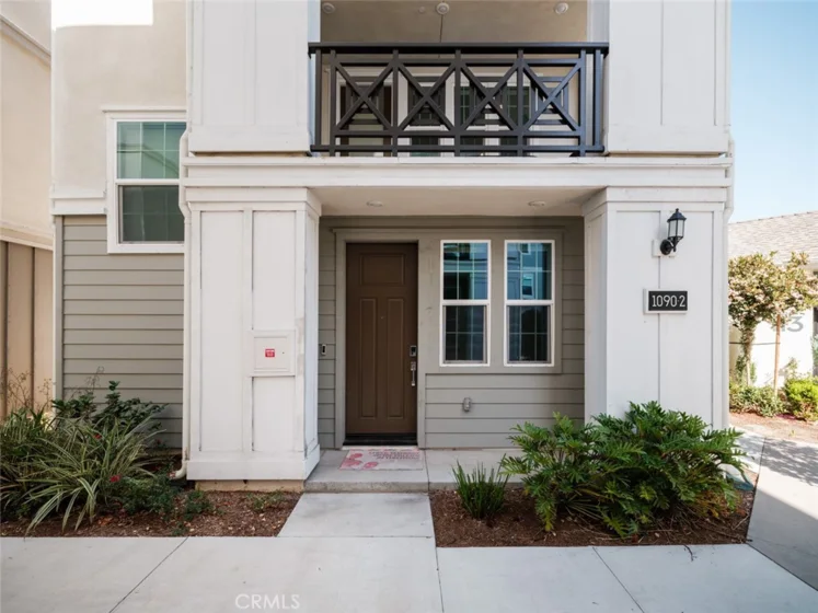 1090 N Anaheim Boulevard #2 photo 3