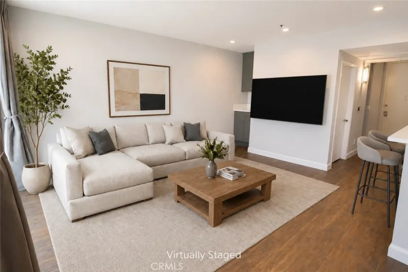 5350 White Oak Avenue #105 photo 13