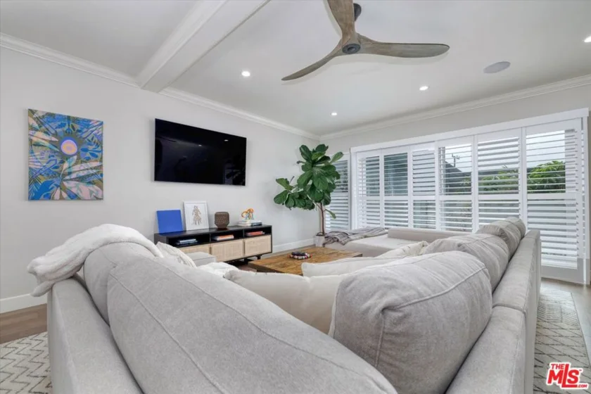 2021 California Avenue #20 photo 1