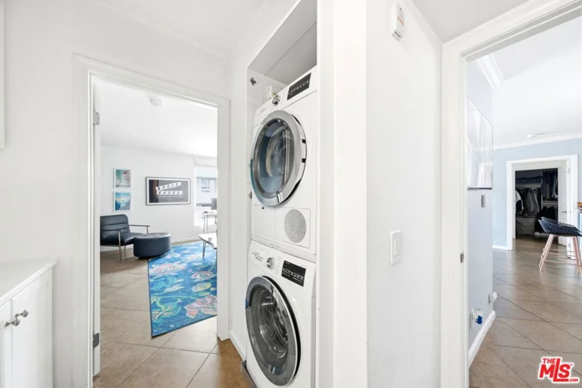7320 Hawthorn Avenue #410 photo 15