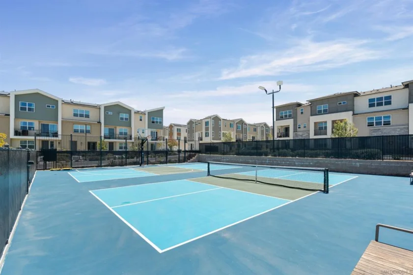 845 Hana Avenue #2 photo 34