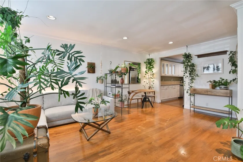 256 Hermosa Avenue photo 1