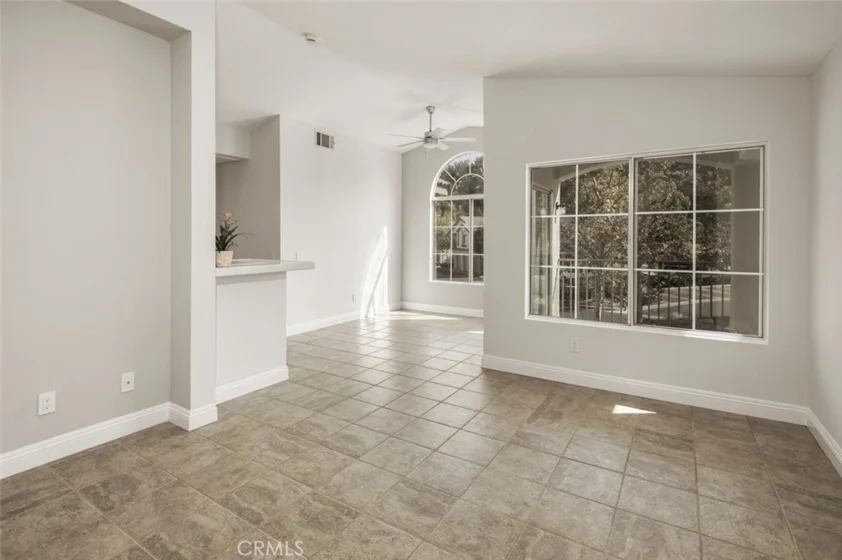 16 Chaumont Circle photo 5