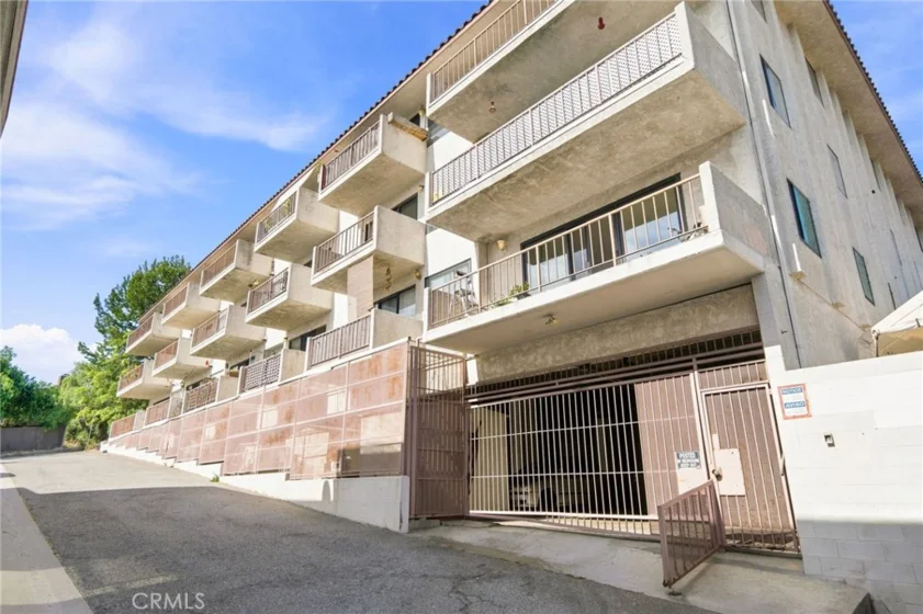 2424 S Gaffey photo 32