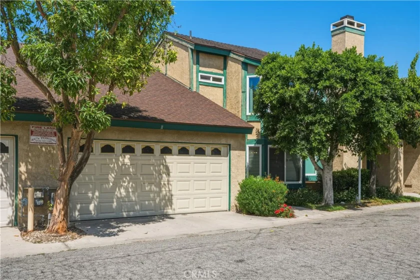 17221 Roscoe #11 photo 1