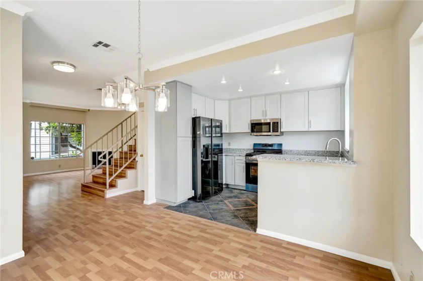 7420 Corbin Avenue #8 photo 6