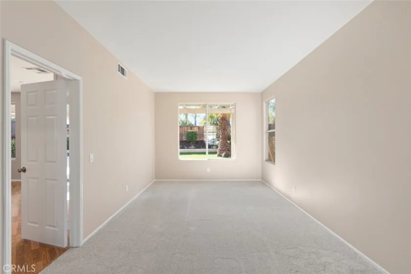 39726 Ashland Way photo 11