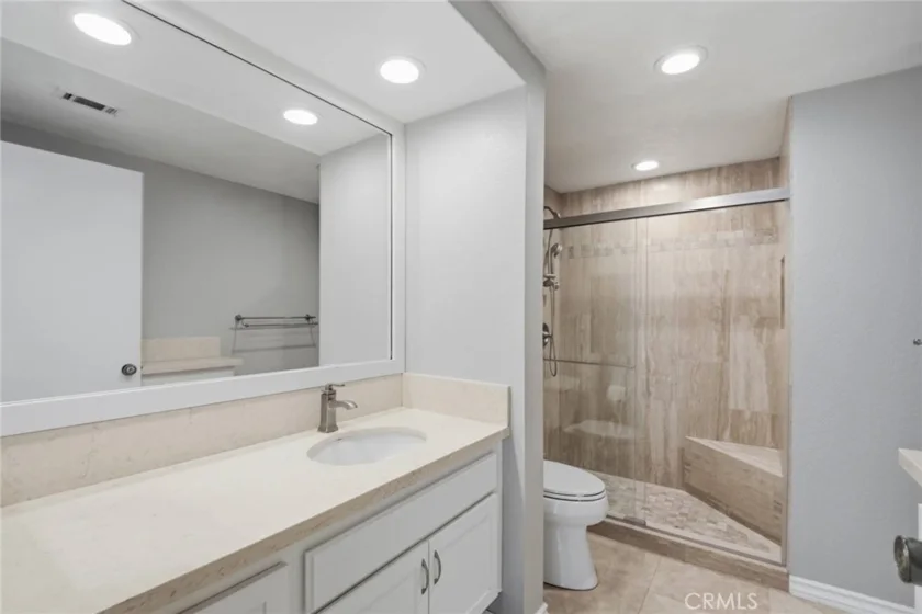 4114 Apricot photo 20