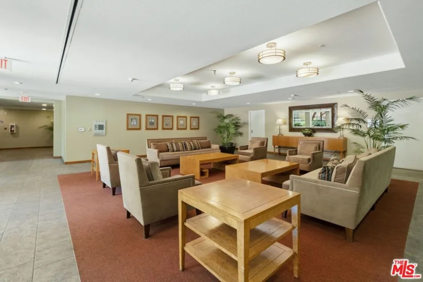4050 Glencoe Avenue #315 photo 19