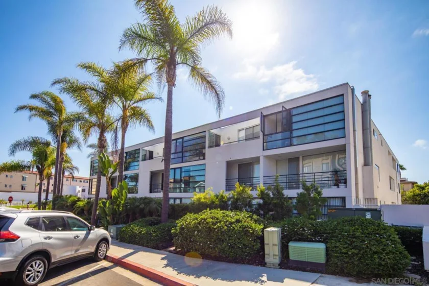 101 Coast Boulevard #1G photo 1