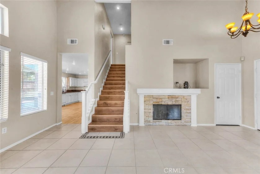 523 Towergrove photo 6