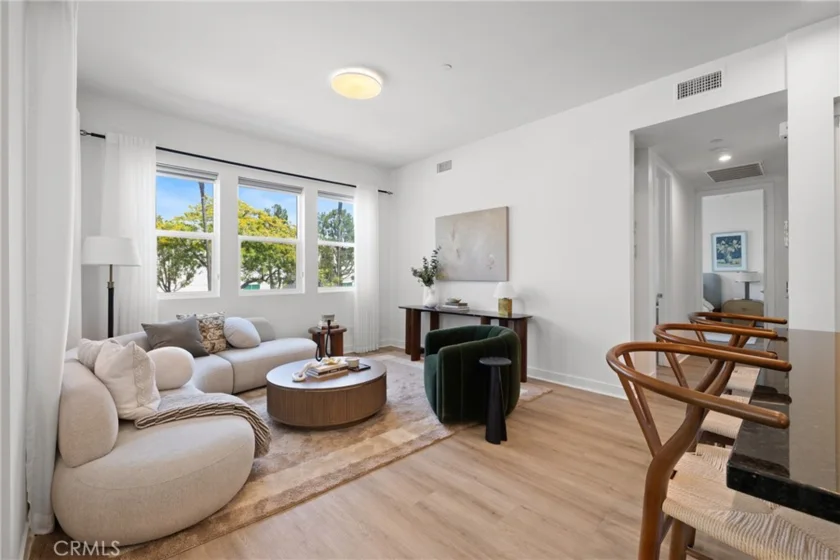 1502 S Urbana Street photo 5