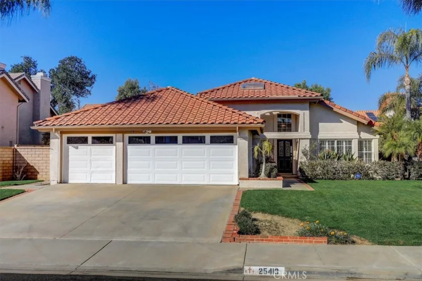 25413 Blackthorne Drive photo