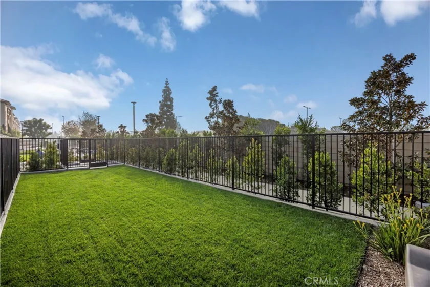 7264 Pointbreak Drive photo 6