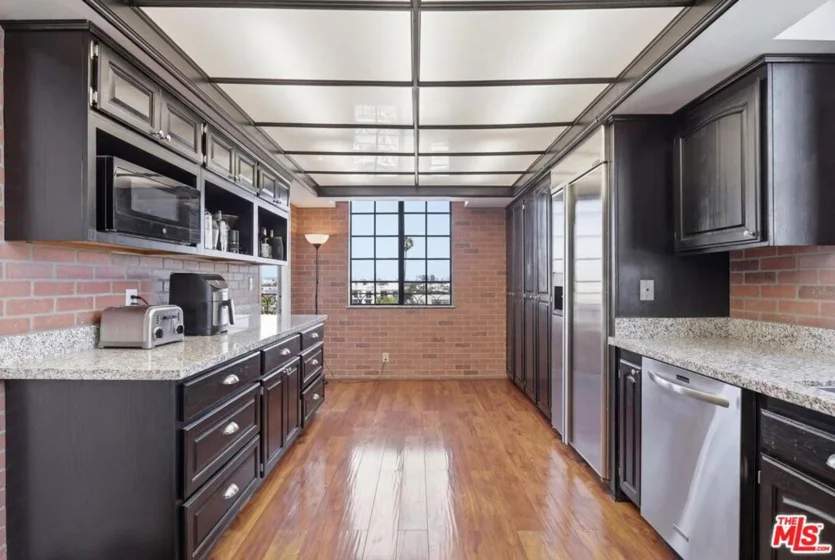1457 Reeves Street #301 photo 29