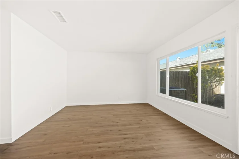 1419 Norwich Lane photo 7
