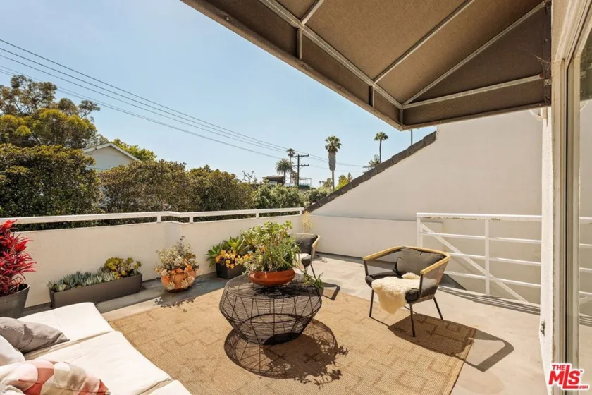 610 Harbor Street #1 photo 23