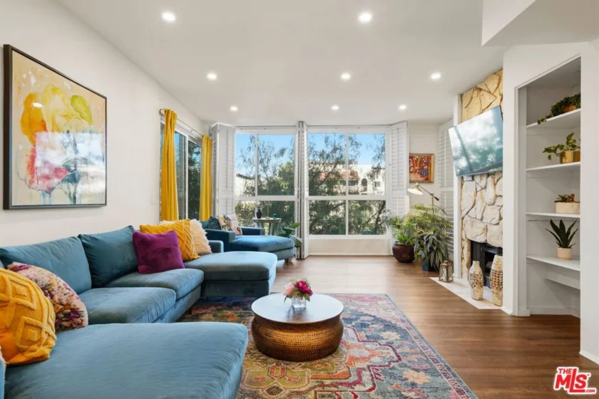 17711 Margate Street #211 photo 1