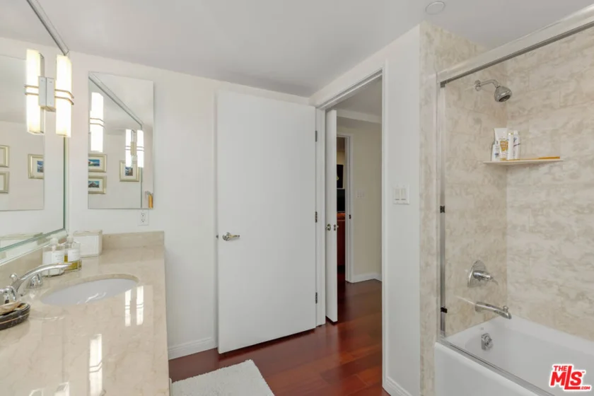 13600 Marina Pointe Drive #1704 photo 22