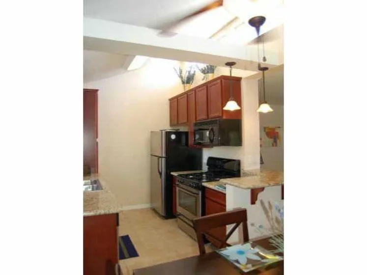 656 Ballard Street #2 photo 1