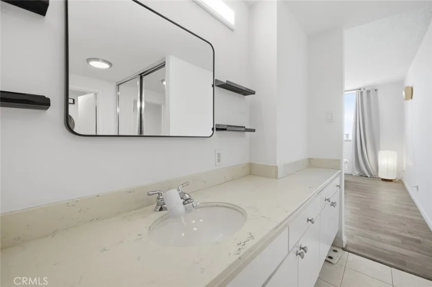 4455 Los Feliz Boulevard #601 photo 23