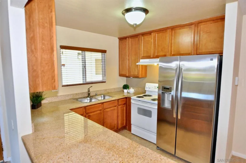 830 W Lincoln Avenue #180 photo 1