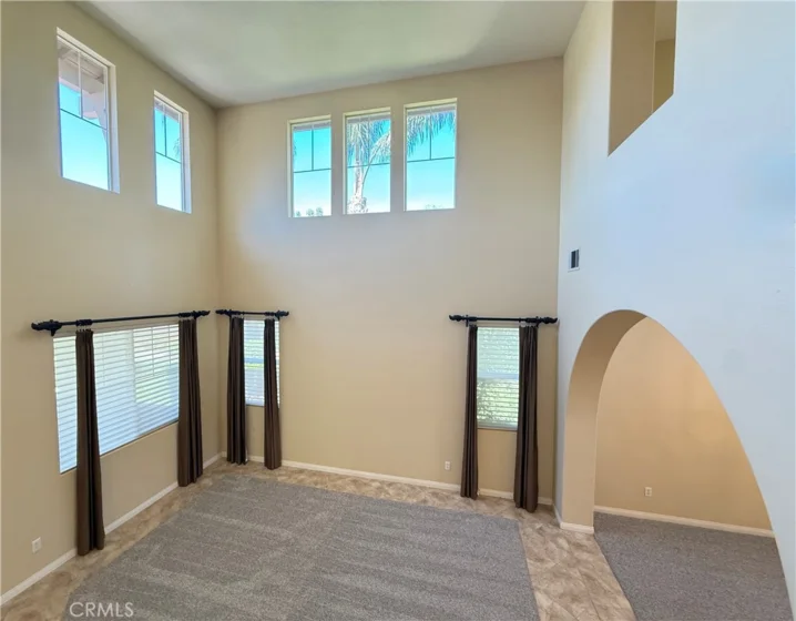 32493 Palacio photo 4