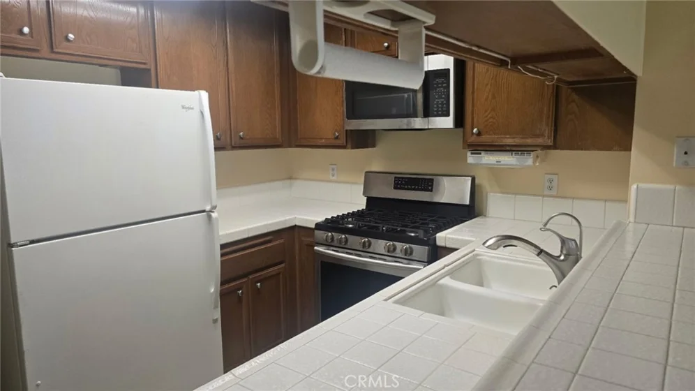 18292 Parkview Lane #104 photo 7
