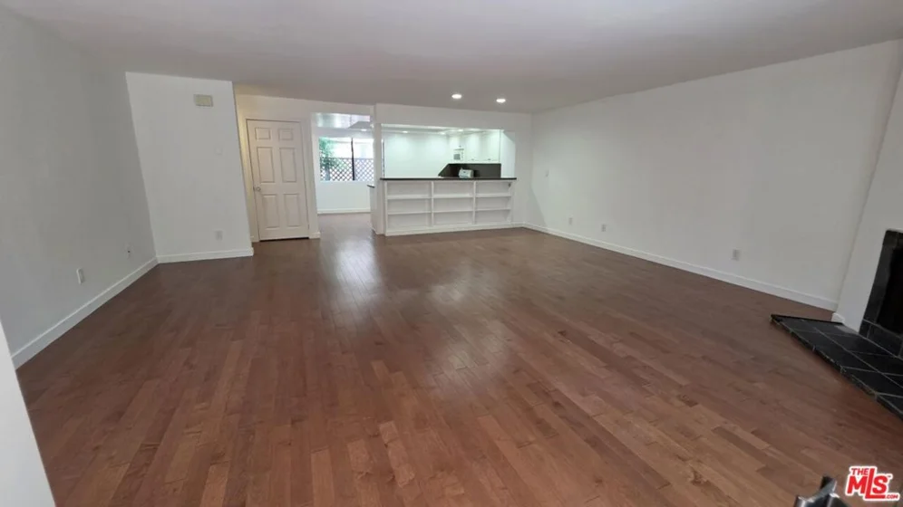 1018 6th Street #C photo 7