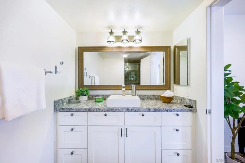 440 Citracado Parkway #5 photo 18