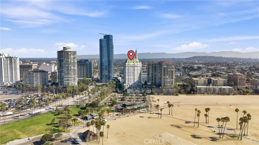 800 E Ocean #905 photo 25